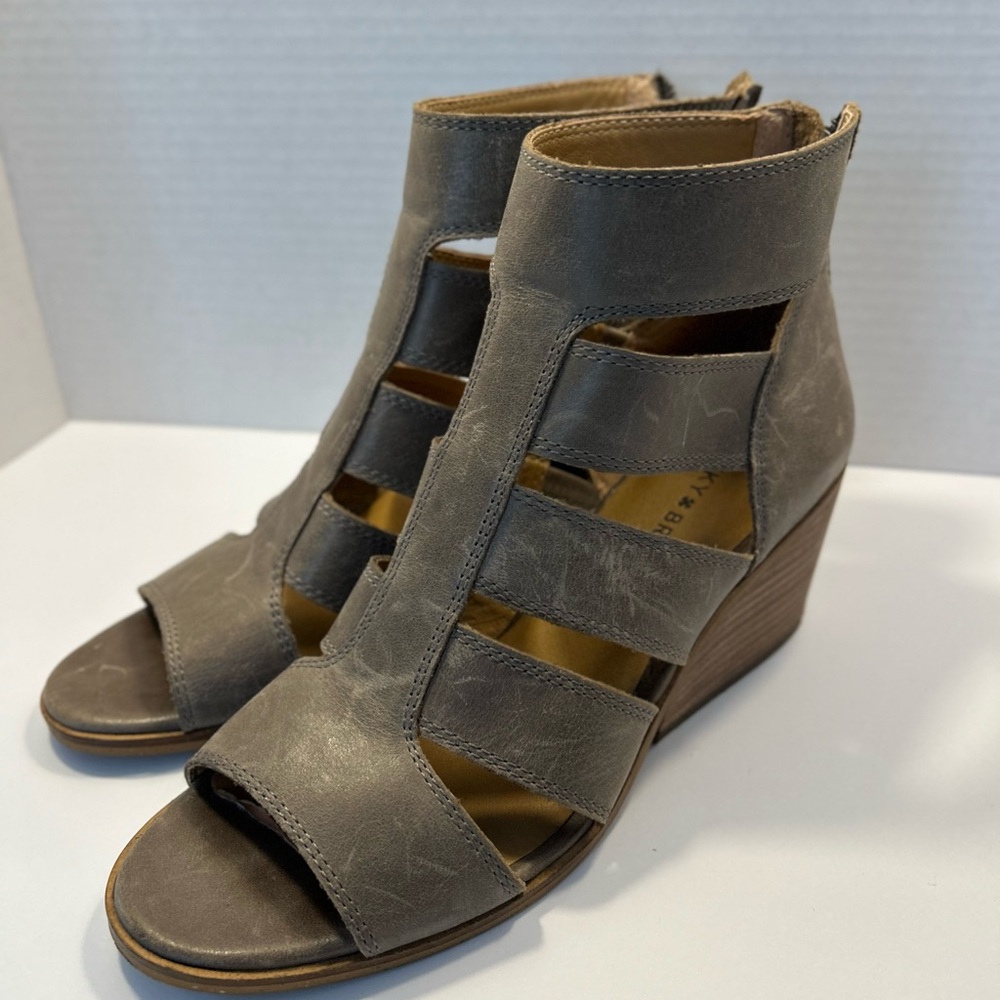 Lucky Brand Taupe Strappy Wedge Sandals
